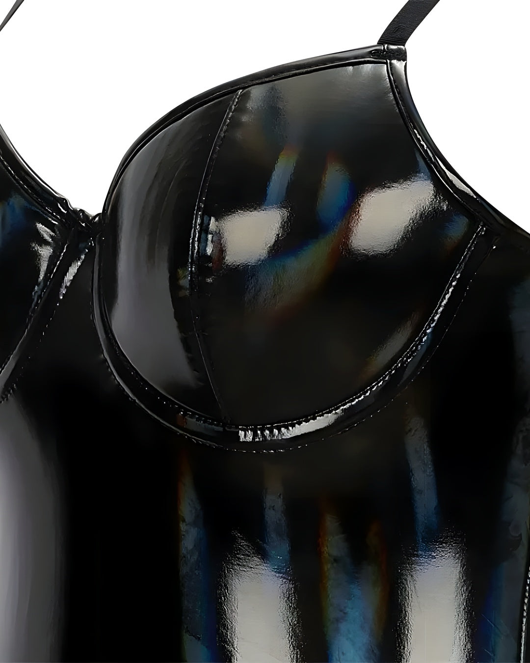 Zoom sur le détail du body corset cuir brillant, vue 3