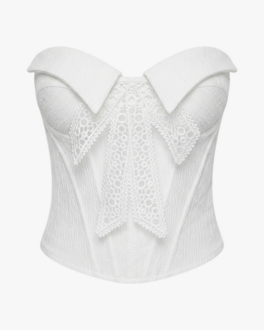 Corset chic sur fond studio gris clair