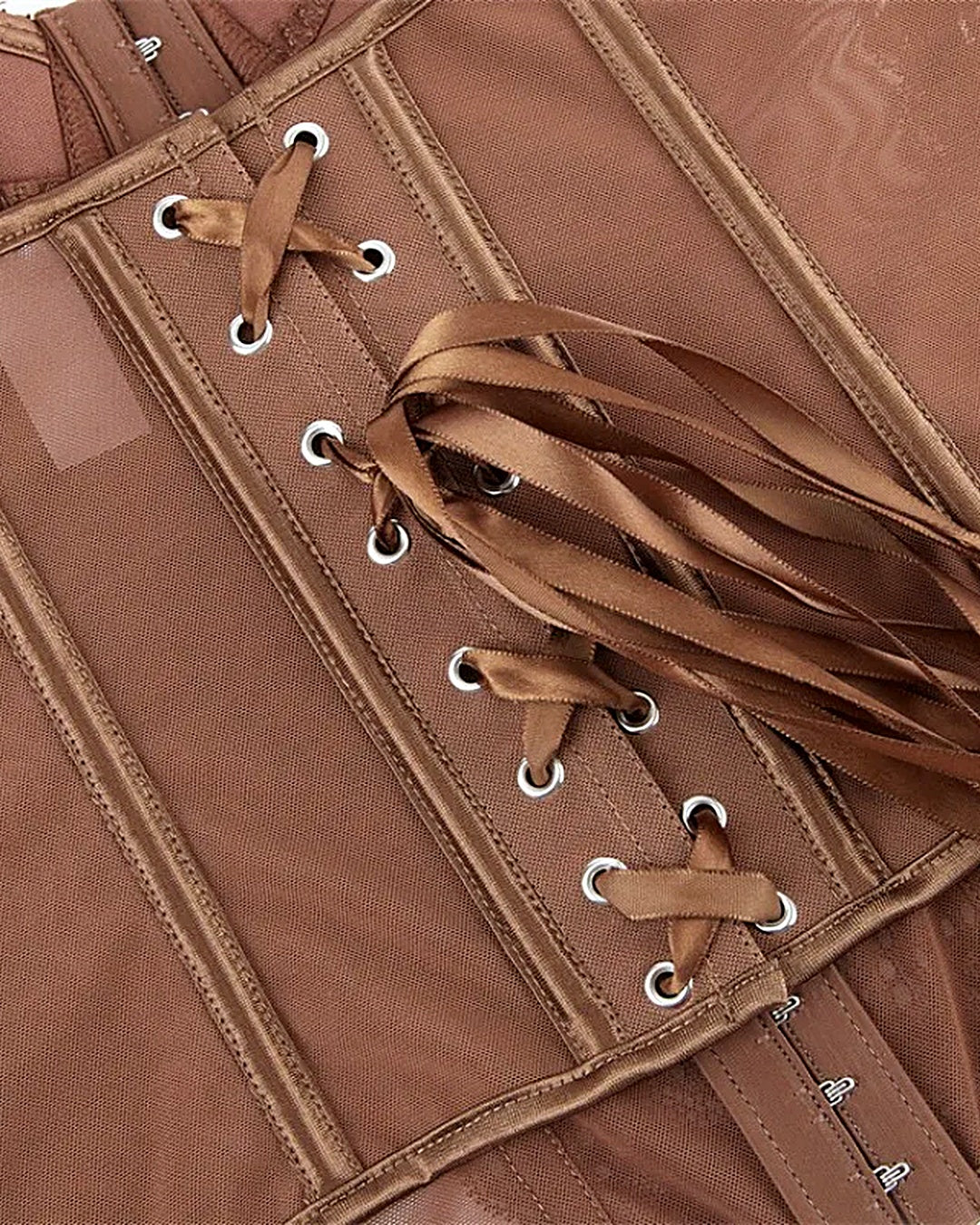 Zoom sur le détail du haut corset dentelle, vue 5
