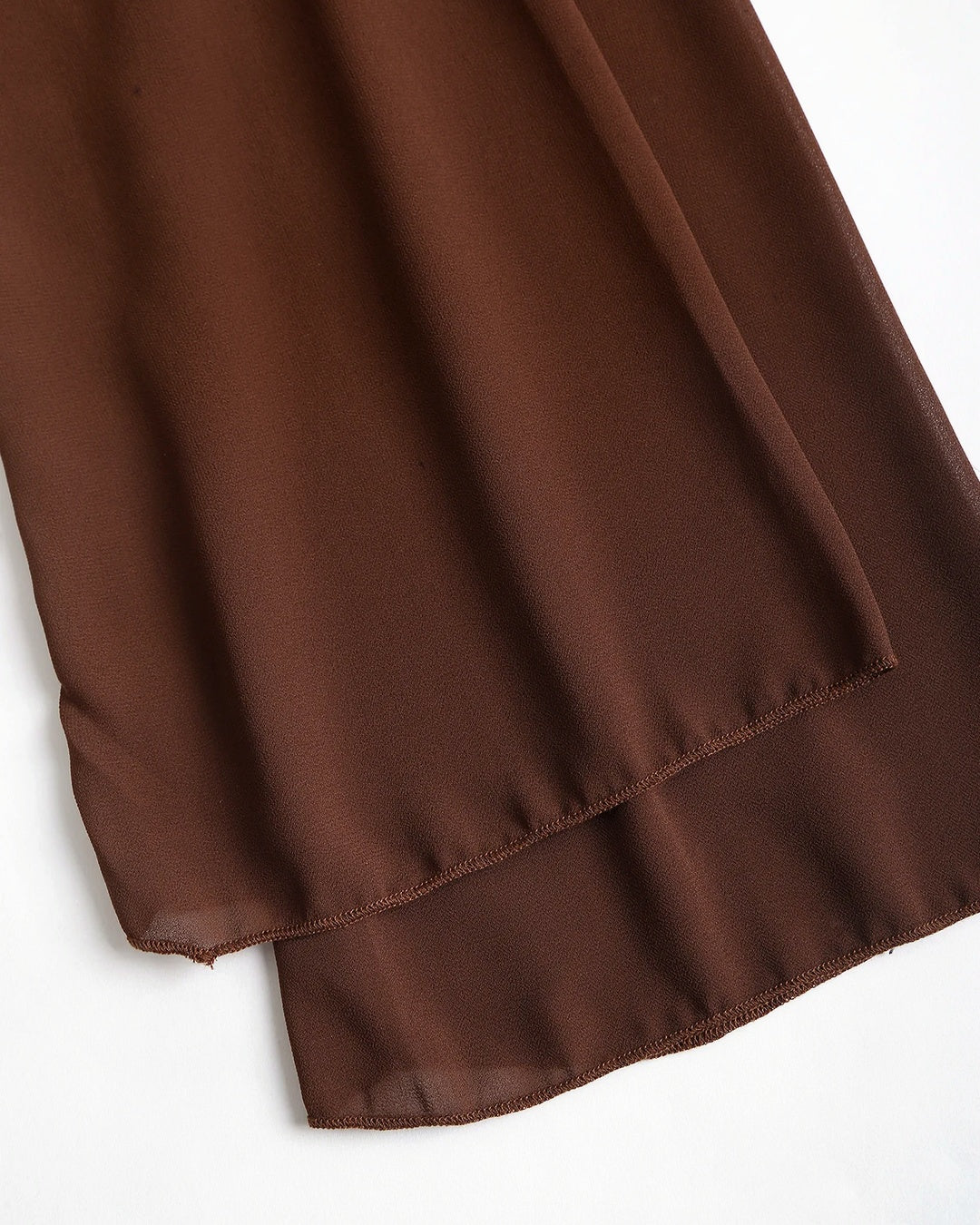 Zoom sur le détail du robe corset manche longue, vue 2