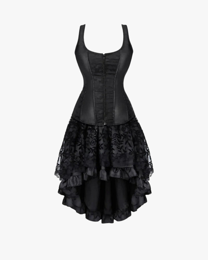 Robe corset steampunk sur fond studio gris clair