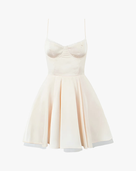 Robe style corset sur fond studio gris clair, vue 6