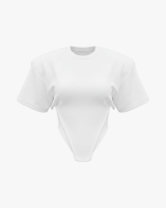 T-shirt corset sur fond studio gris clair